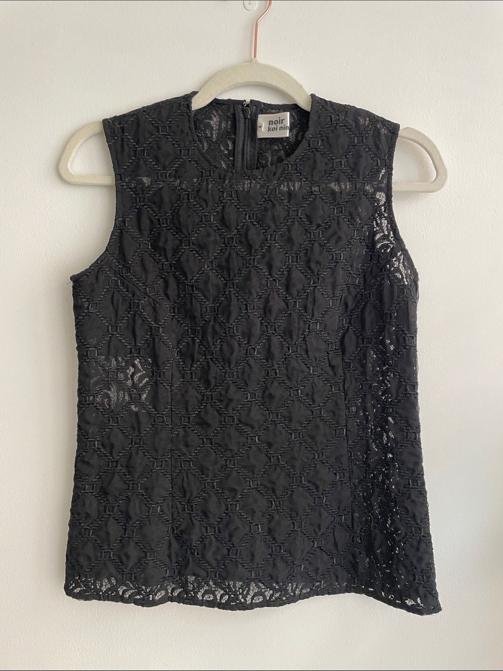 noir kei ninomiya Black Lace Overlay Sleeveless Top